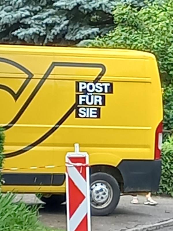 Postamt-Hanna-Anja-Jan